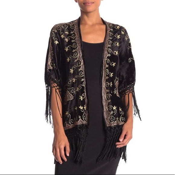NWT RAGA Leila Embroidered Velvet Kimono w/ Fringe - Picture 12 of 12